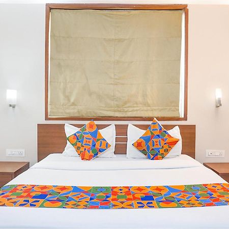 Fabhotel Classic Executive Phursungi Luaran gambar